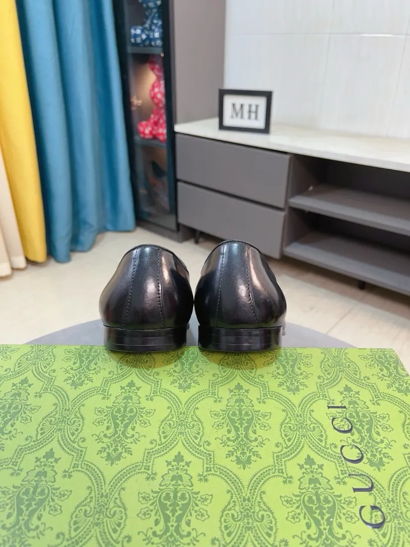Men's shoes 💰500🌹🌹【GUCCI】The most popular classic Gucci leather shoes. Synchronized with the official website, the upper is made of Italian first-layer cowhide ➕cowhide lining, with unique brand and unique craftsmanship. Highlighting the hot style of the new year. Stop hesitating, stop wandering, get it now. Number: 38--44